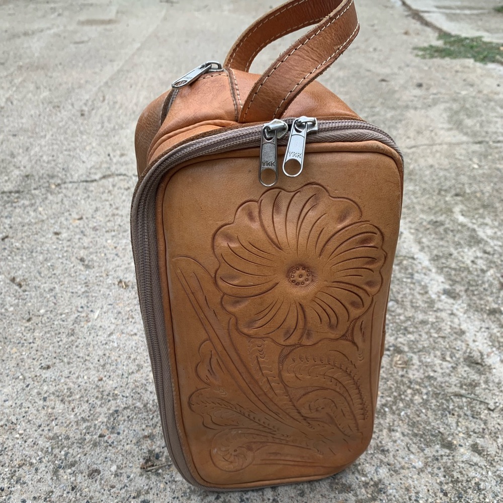 Vintage Leather Shaving Kit Bag